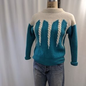 Vintage cropped wool Icelandic chunky sweater